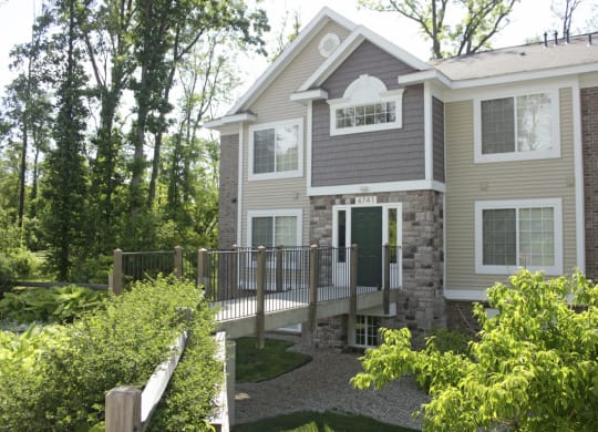 Bridge Style Buildings at Tall Oaks Apartment Homes, Kalamazoo, MI, 49009