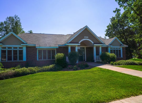 Leasing Office at Tall Oaks Apartment Homes, Michigan, 49009