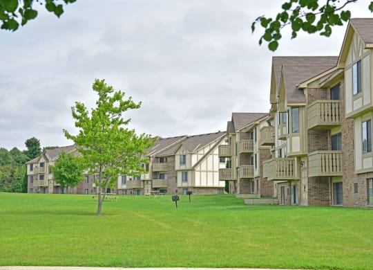 Expertly Maintained Buildings and Grounds at Tanglewood Apartments, Wisconsin