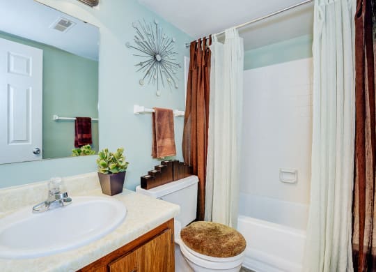 Model Bathroom at Bay Pointe Apartments, Indiana, 47909