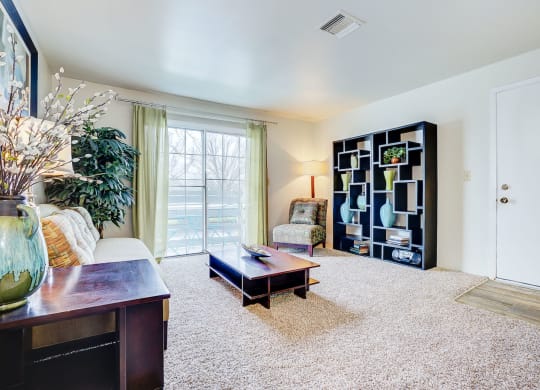 Spacious Living Room at Bay Pointe Apartments, Lafayette, IN, 47909