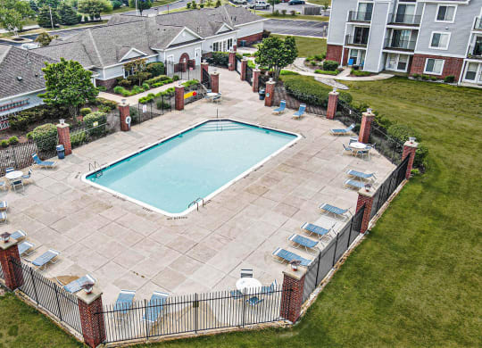 Aerial Pool View at Tracy Creek Apartments, Perrysburg, Ohio