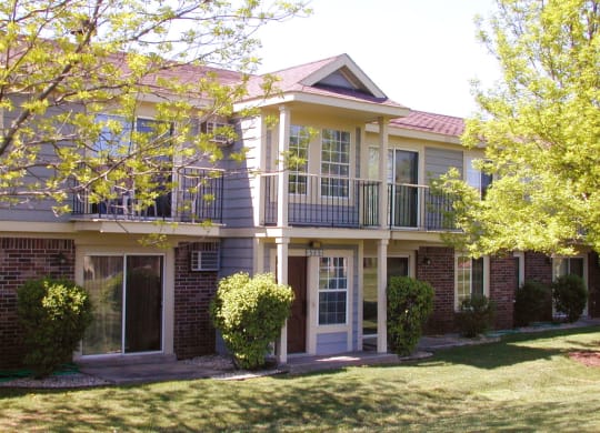 Attractive Community at Wood Creek Apartments, Kenosha