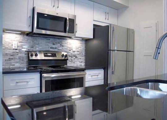 Luxury Apartments in Buckhead | Wesley Townsend Apartments | Renovated Apartments