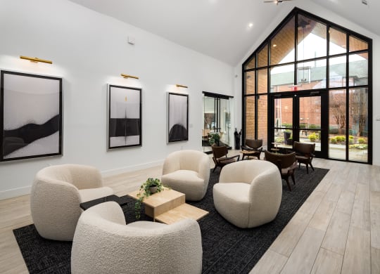 Leasing Lounge