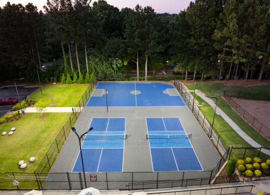 Tennis & Pickle Ball Courts