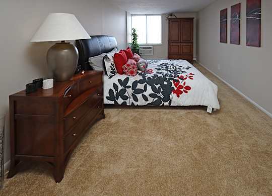 Model Suite Bedroom at Gates Mills Place, Mayfield Heights, OH, 44124