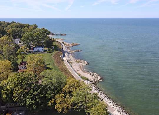 Access to the Lakefront Trail and Pier at Harbor Crest Apartments in Euclid OH