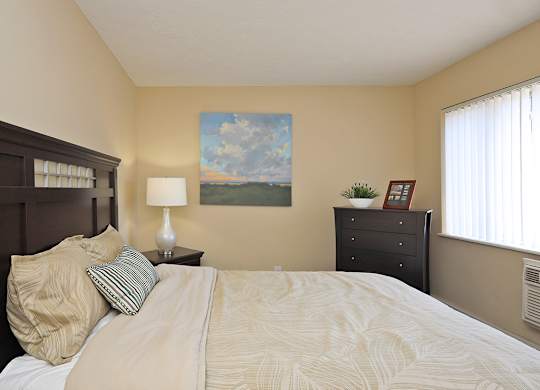 Model Bedroom at Edgewater Landing Apartments in Cleveland OH