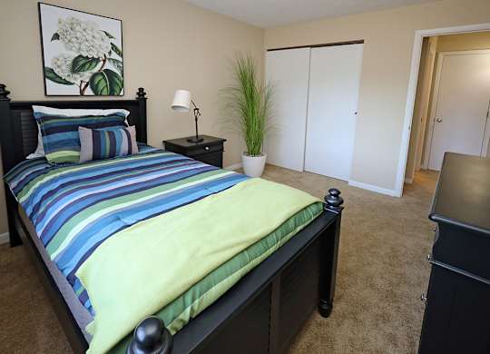 Model Bedroom at Edgewater Landing Apartments in Cleveland OH