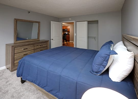 Newly Renovated Model Suite at Reserve Square in Cleveland OH - Bedroom