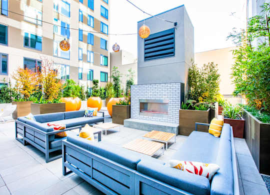 A modern outat The Rise, California, 94103