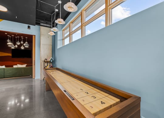 Strata_Bend_OR_Shuffleboard