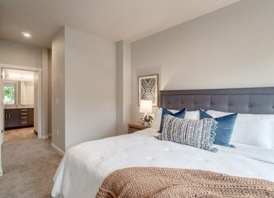 OR_HappyValley_TheElwood_2Bed_Bedroom