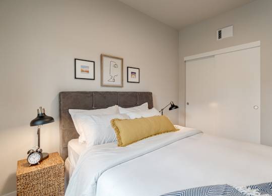 OR_HappyValley_TheElwood_2Bed_Bedroom