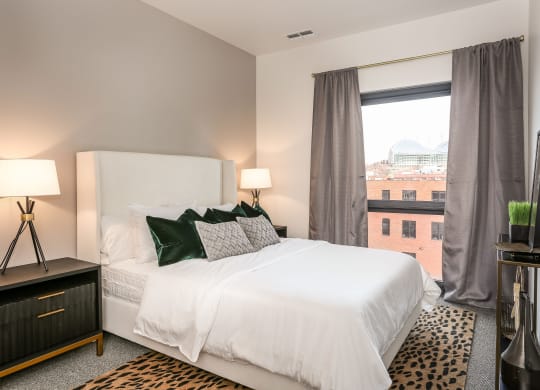 Arterra KC Bedroom White Bed