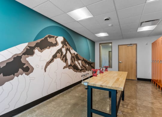 TheNest_Bend_OR_Interior_Amenity_Lockeroom_2