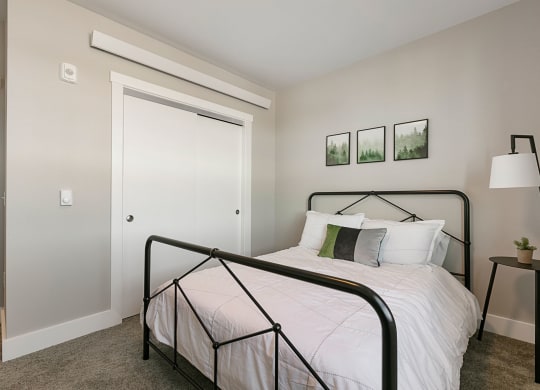 TheNest_Bend_OR_Interior_Model_203_Bedroom2