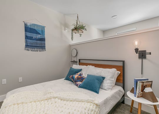TheNest_Bend_OR_Interior_Model_206_StudioBedroom