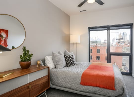 Arterra KC Bedroom Gray Bed