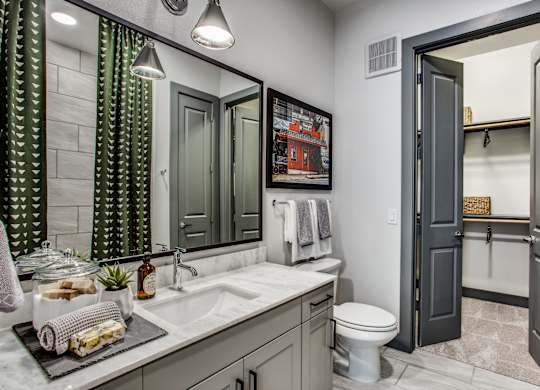 Aura Thirty2 Apartments Model Bathroom