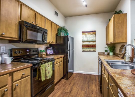 Hudson Miramont Apartments Model Kitchen