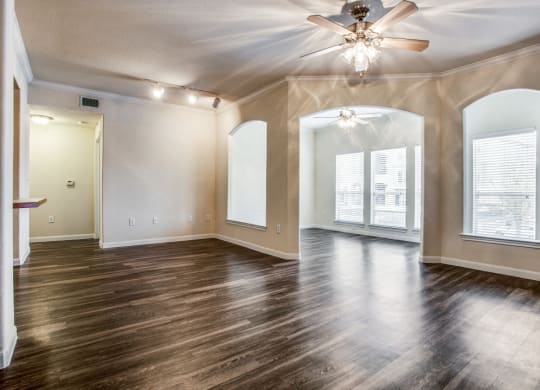 Hudson Miramont Apartments Living Room
