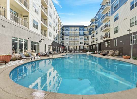 909 Flats Modern Apartments in Nashville, Tennessee Pool