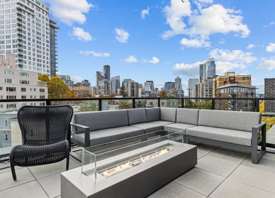 Gridline Apartments Rooftop Lounge