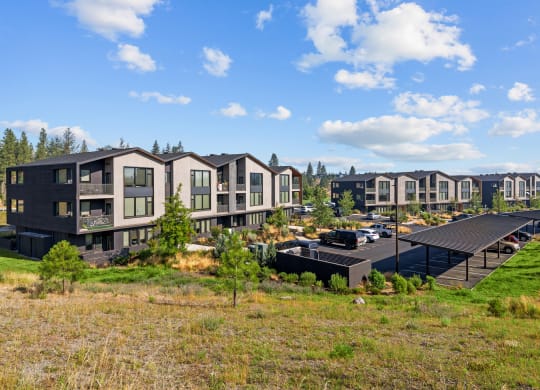 RangeApartments_Bend_OR_Exterior