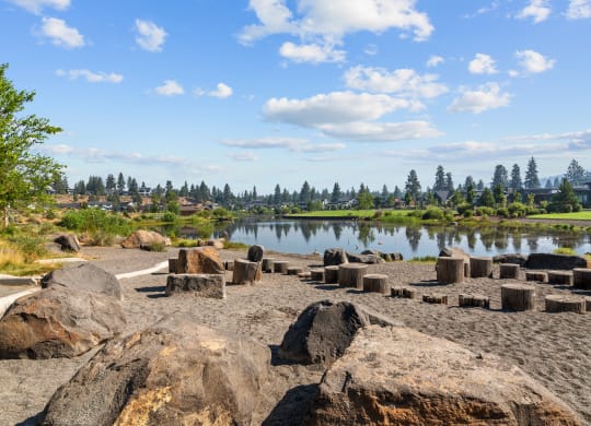 RangeApartments_Bend_OR_WalkingTrail