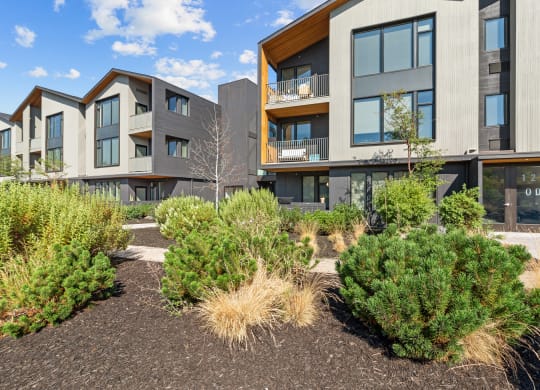 RangeApartments_Bend_OR_Exterior