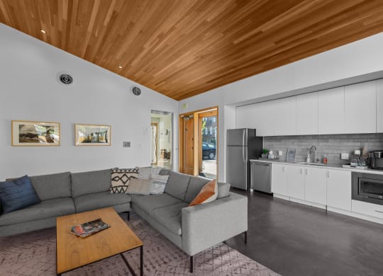 RangeApartments_Bend_OR_CommunityRoom