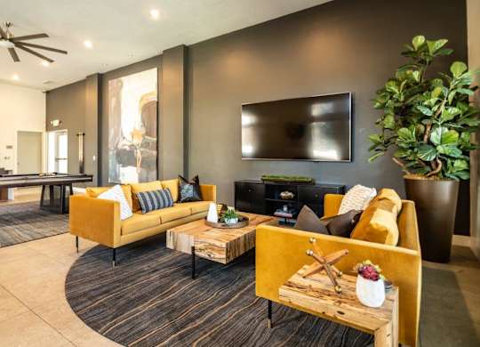 Axio 8400 Clubhouse Lounge