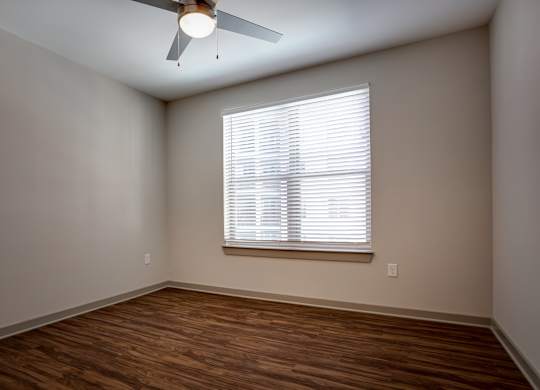 Alton Optimist Park Bedroom with Ceiling fan