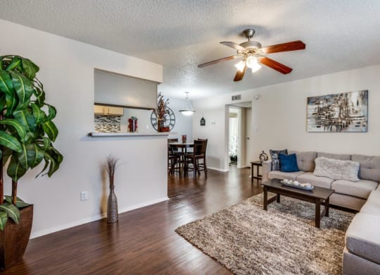 Cobble Hill Apartments in Fort Worth, Texas Model Living Room