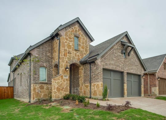 Cottages at the Realm Home Exterior