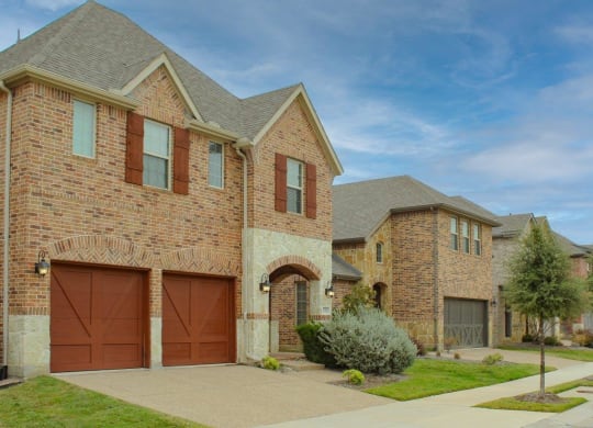 Cottages at the Realm Home Exterior
