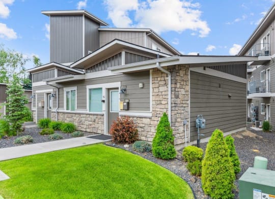 Dakota Flats Apartments in Spokane, Washington Clubhouse Exterior