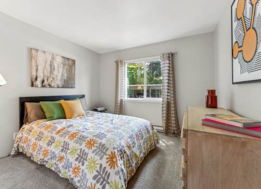 Clermont Oak Hills Portland Apartments Bedroom