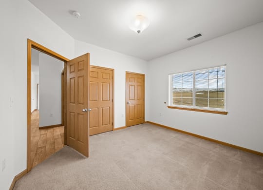 Remington Village Apartments Vacant Living Room