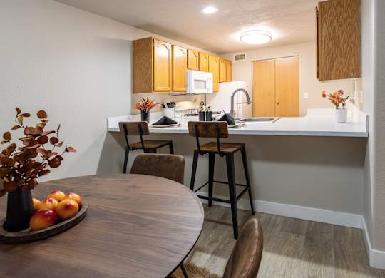 Eagle Rock Apartments in Spokane Valley, Washington Model Dining Room and Kitchen