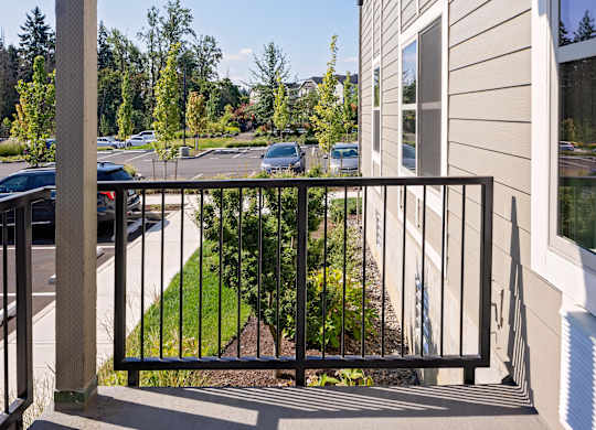 TheElwood_HappyValley_OR_2021_Patio