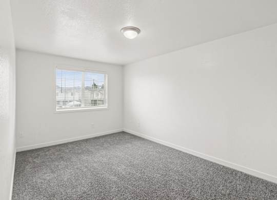 Evergreen Townhouses in Springfield, Oregon Bedroom