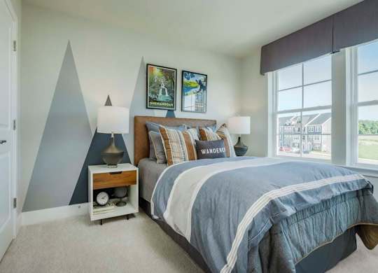 EVOLV at Stonehaven Townhomes in White Plains, Maryland Model Bedroom