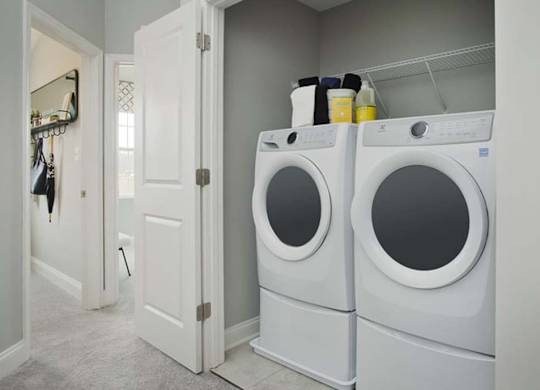 EVOLV at Stonehaven Townhomes in White Plains, Maryland Washer and Dryer in Home