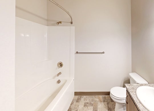 Fruitland Meadow Bathroom