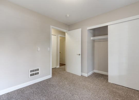 Hanover Apartments Bedroom and Closet