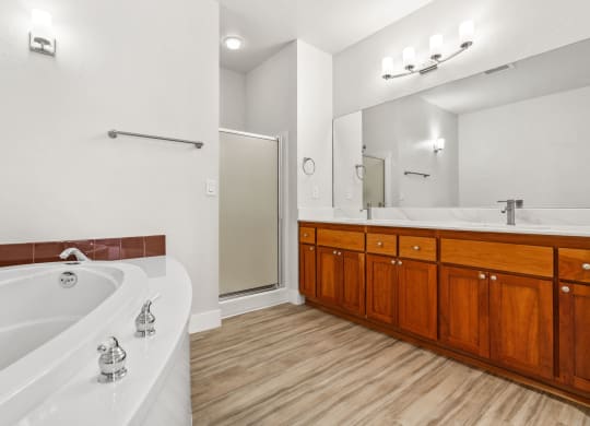 HST_Eugene_OR_Penthouse_Bathroom