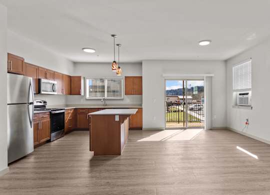 LarkViewVillage_Eugene_OR_2x2_Kichen